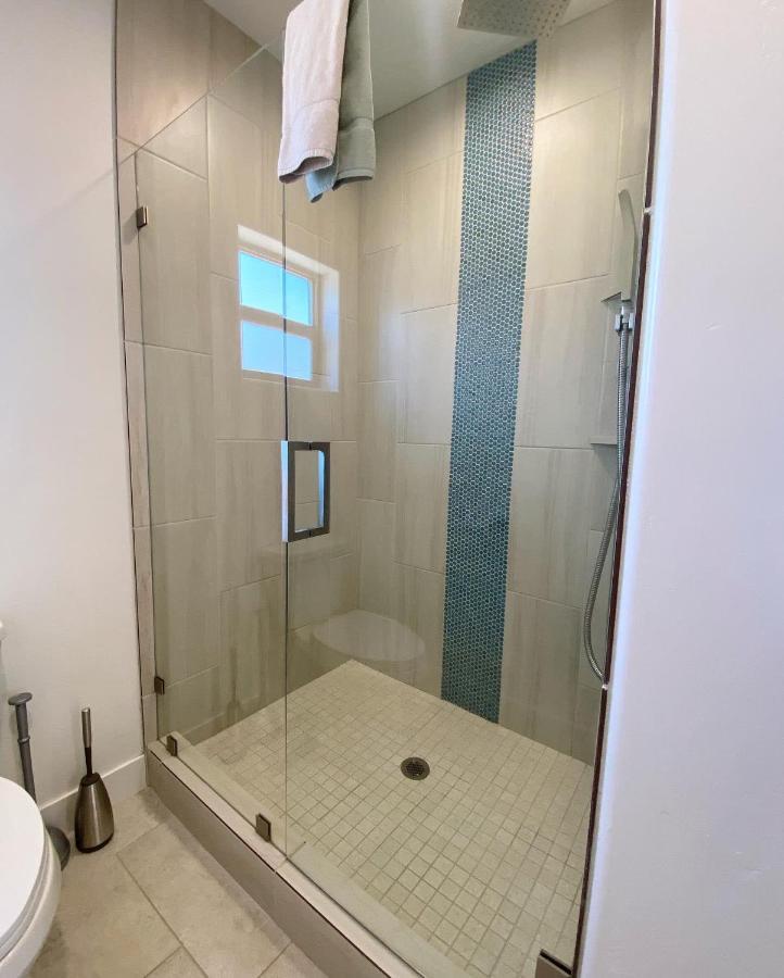 קנב Timber & Tin D 2Bed 2Bath W Pool & Rooftop Deck מראה חיצוני תמונה