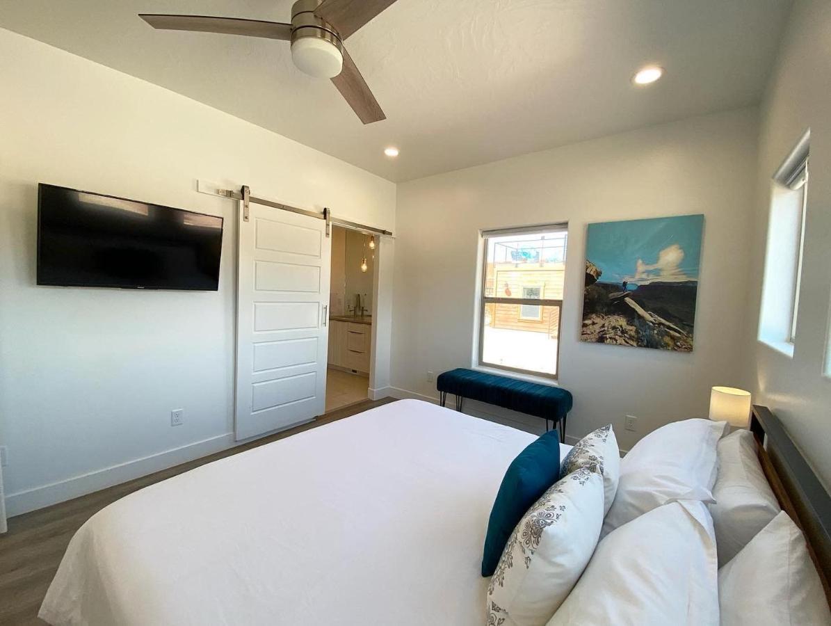 קנב Timber & Tin D 2Bed 2Bath W Pool & Rooftop Deck מראה חיצוני תמונה